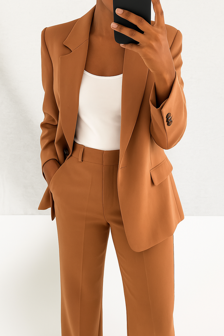 Ensemble Élégant Tailleur Victoria
