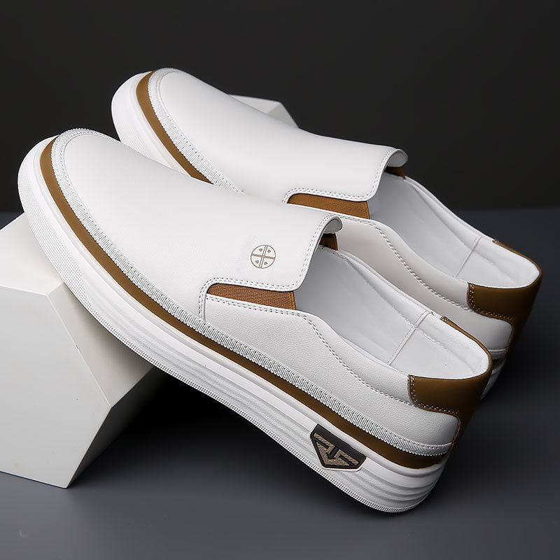SLIP-ON MINIMALISTE LÉGER