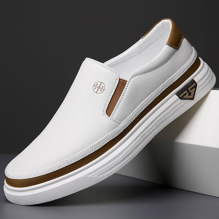 SLIP-ON MINIMALISTE LÉGER