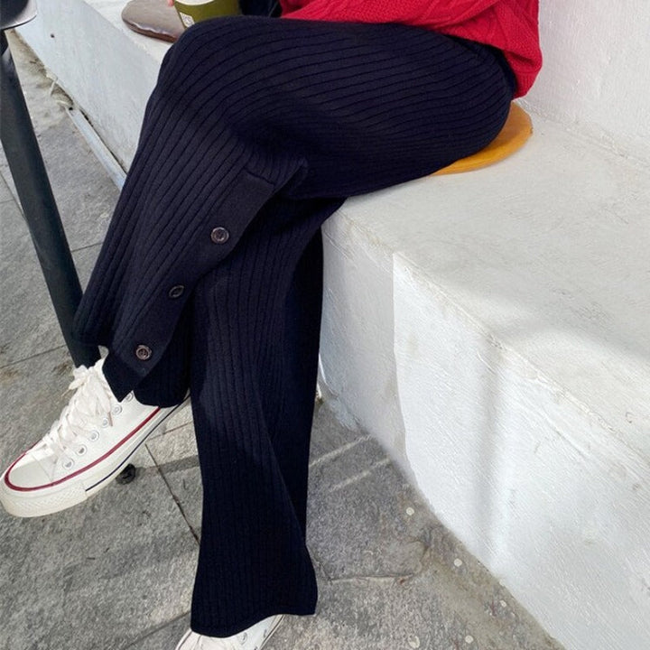 Pantalon ample en maille à boutons sur les jambes