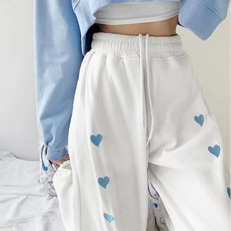 Pantalon de jogging ample à cœurs