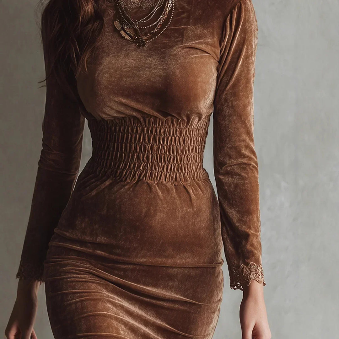 ROBE VELOURS À TAILLE SMOCKÉE