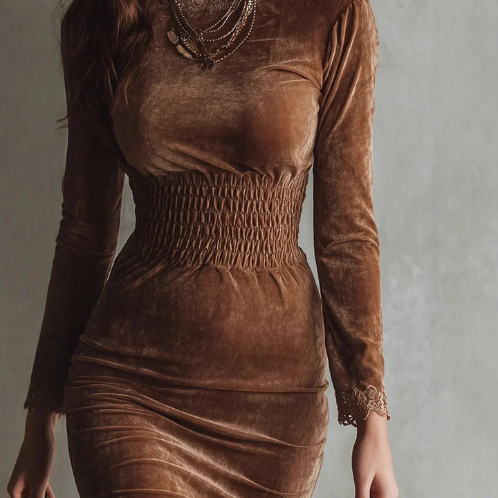 ROBE VELOURS À TAILLE SMOCKÉE