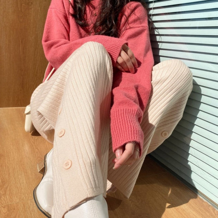 Pantalon ample en maille à boutons sur les jambes