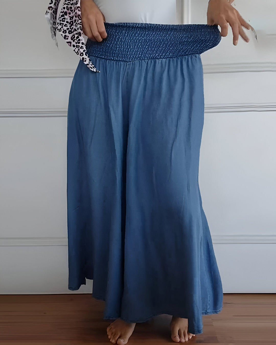 Pantalon large pour femme avec taille smockée