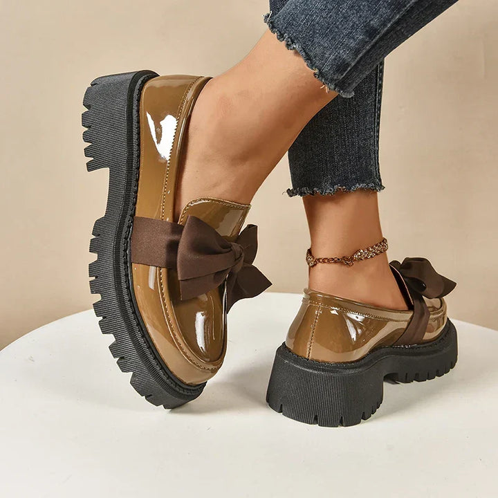 CHAUSSURES À PLATEFORME LÉGÈRES ET ROBUSTES