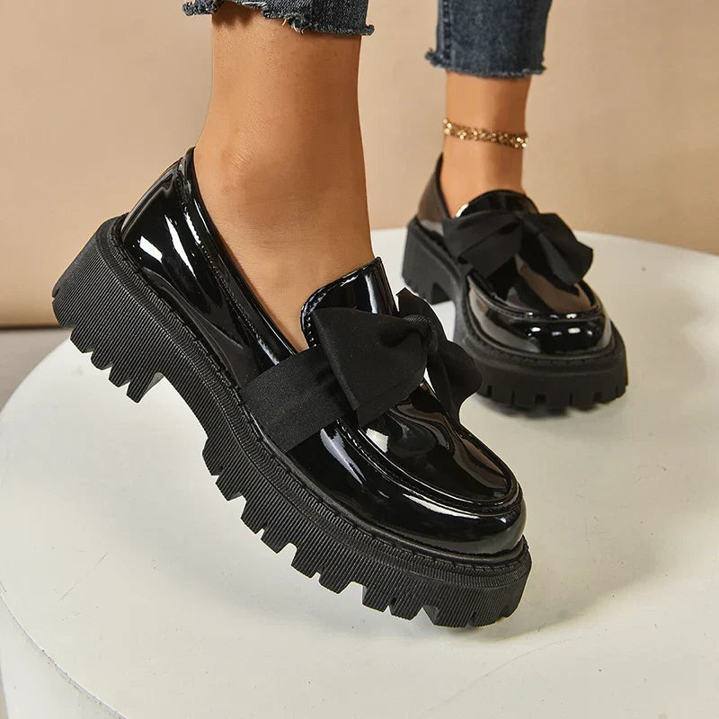CHAUSSURES À PLATEFORME LÉGÈRES ET ROBUSTES